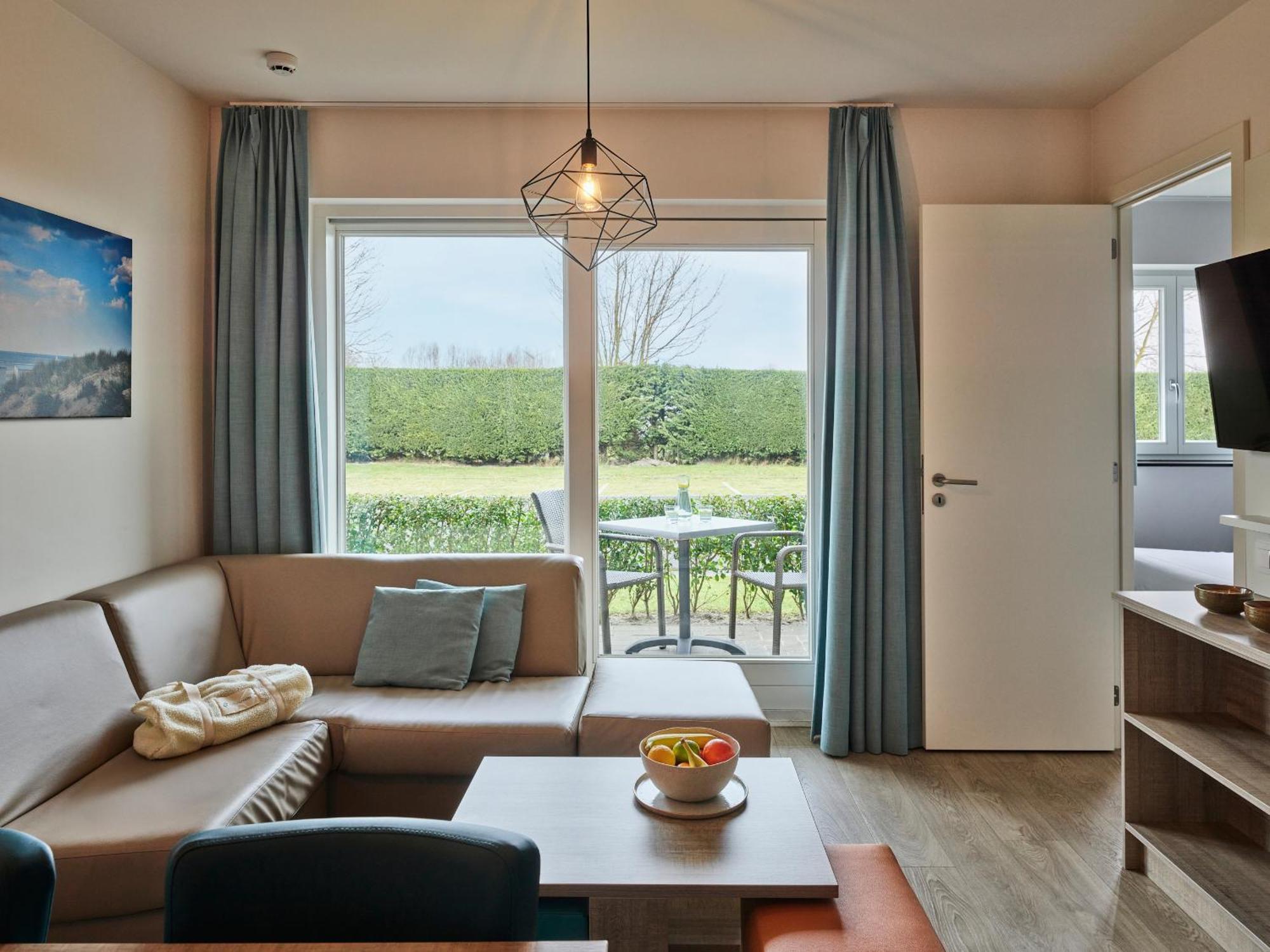 Holiday Suites ניופורט מראה חיצוני תמונה